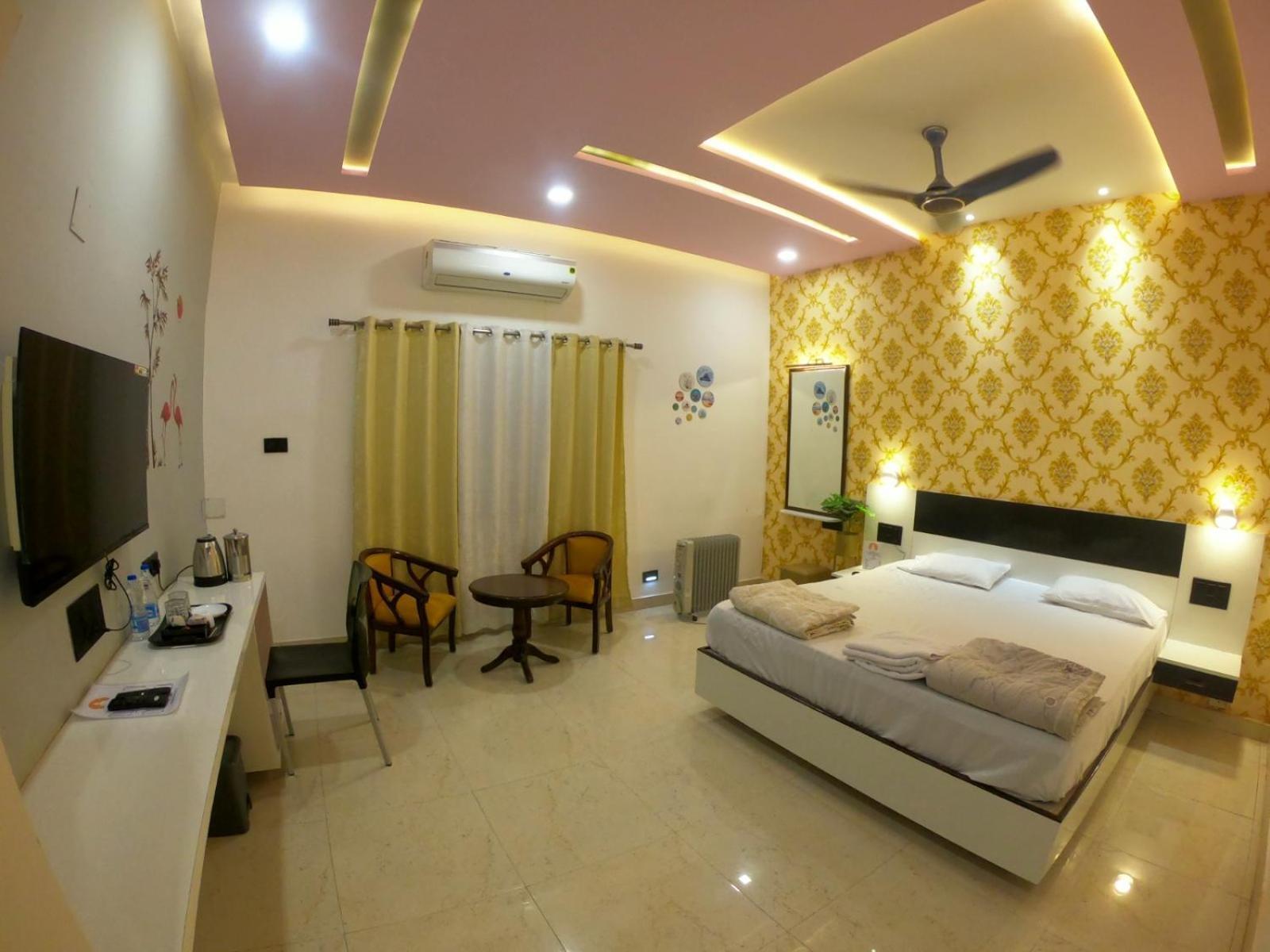 Hotel Buddha Park near Sarnath, Varanasi Bagian luar foto