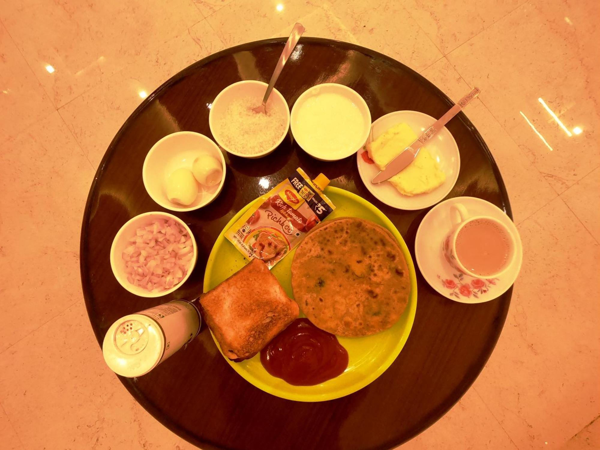 Hotel Buddha Park near Sarnath, Varanasi Bagian luar foto
